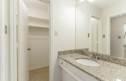 6007 Canyon Springs Rd, Dallas TX  75248-2116 exterior