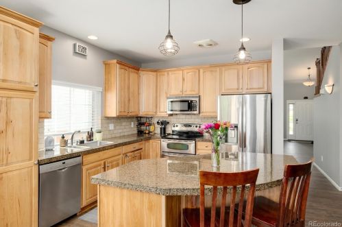 5424 Haleyville Way, Denver CO  80016-4275 exterior