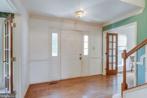 39749 Rocky Ln, Lovettsville, VA 20180-3323
