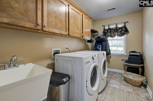116 Holw Tree Ct, Lugoff SC  29078-8618 exterior