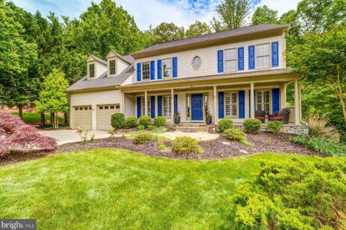 6299 Red Fox Estates Ct, Springfield, VA 22152-2236