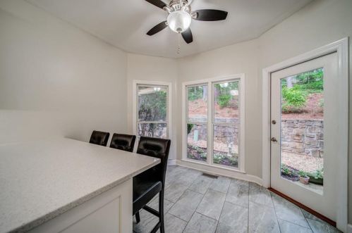 10 Frst Rdg Ct, Atlanta GA  30350-1802 exterior