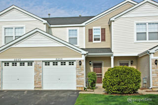 2255 Flagstone Ln, Carpentersville, IL 60110-1266