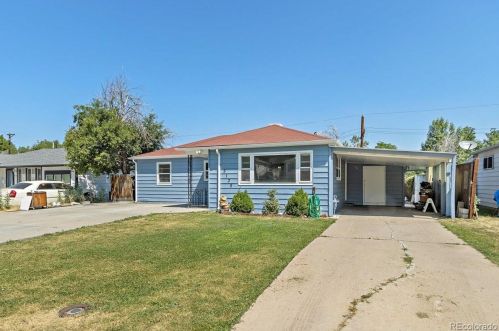 5135 Gill Pl, Denver, CO 80219-2293