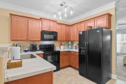 3779 Shadow Ridge Dr, High Point NC  27265-8406 exterior