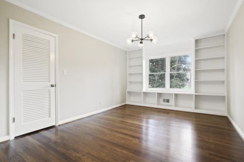 29 Brandon Rdg Dr, Atlanta GA  30328-2135 exterior