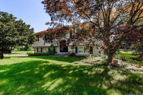 860 Westside Rd, Cheshire, CT 06410-3829