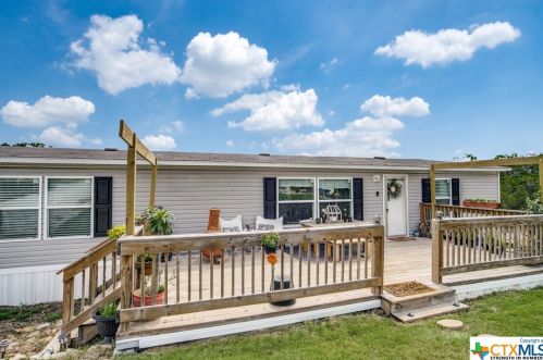 487 Deer Crk, Spring Branch TX  78070 exterior