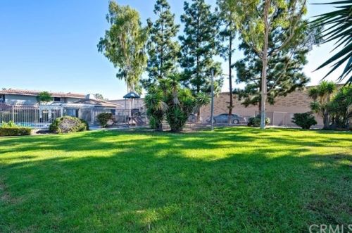 2328 Franzen Ave, Santa Ana, CA 92705-1757