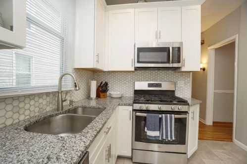 3815 Floral Ave, Cincinnati OH  45212-3922 exterior