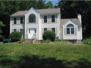 629 Gibbons Hwy, Wilton, NH 03086-5741