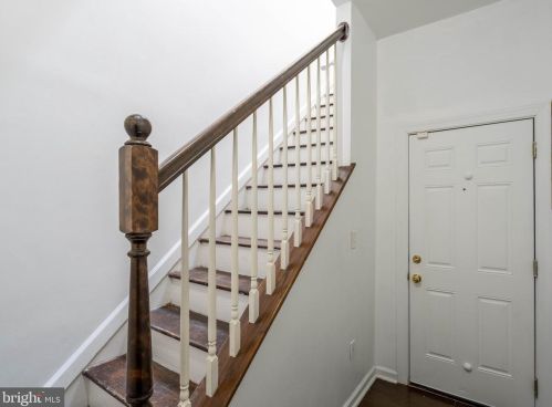 1814 Diamond St, Philadelphia, PA 19121-1520