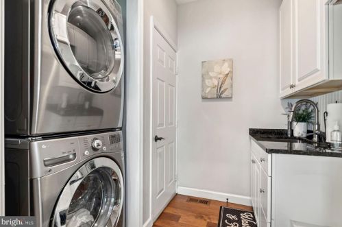 13105 Princeville Ct, Silver Spring MD 20904-3587 exterior