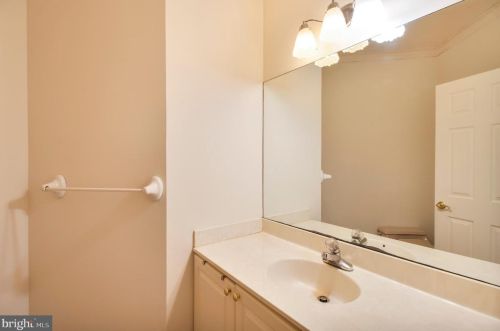 15302 Sweetridge Rd, Silver Spring MD 20905-3804 exterior