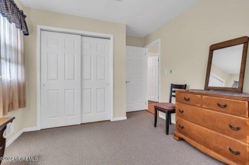 20 Pne Needle St, Wall Township NJ  07731-2647 exterior