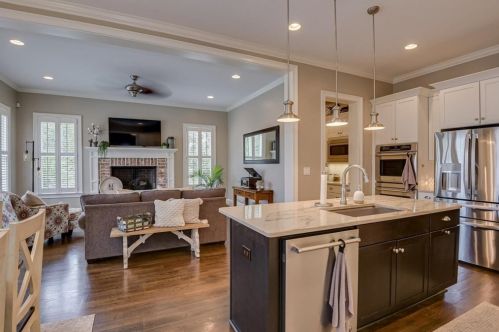 1045 Peninsula Xing, Evans GA  30809-4330 exterior