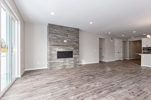 5795 Grand Baker Ct, Aurora CO 80016 exterior