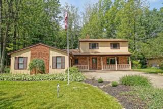 7908 Kellogg Creek Dr, Concord Township, OH 44060-7112