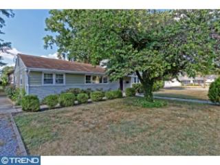 250 Borton Dr, Pilesgrove, NJ 08098-1243