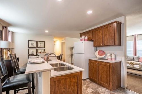 229 Yosemite Rd, San Rafael, CA 94903-2239