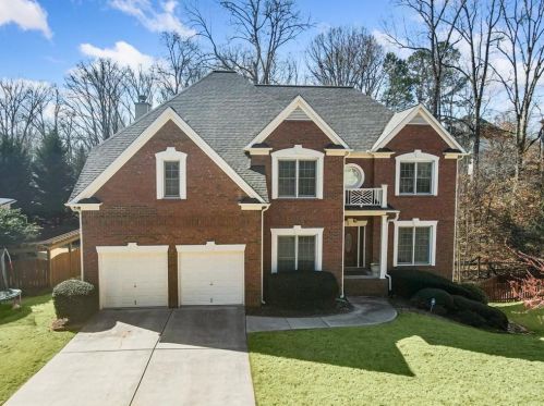 4152 Creekview Bluff Ct, Buford, GA 30518-9215
