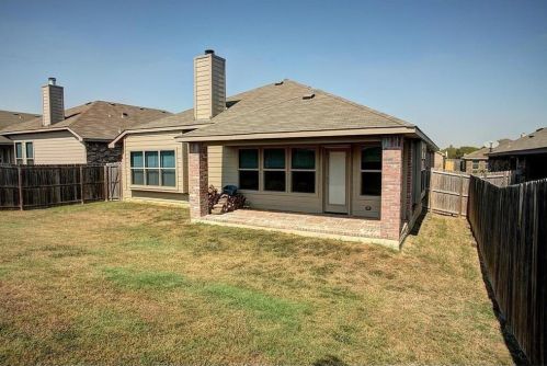 308 Crosscreek Dr, Princeton TX  75407-2828 exterior