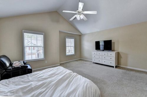 357 Creek Manor Way, Suwanee GA  30024-6565 exterior