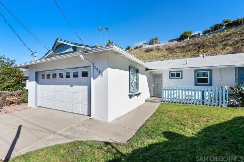 1549 Corta Del Sur, Lemon Grove, CA 91945-4331