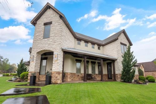 1401 Long And Winding Rd, Midlothian, TX 76063-5608