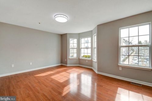 8867 Goose Landing Cir, Columbia MD  21045-2171 exterior