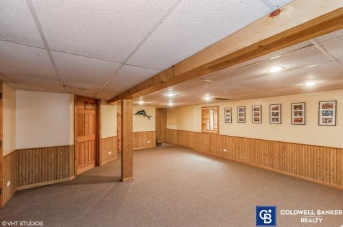 812 Saratoga Ln, Buffalo Grove IL  60089-4226 exterior