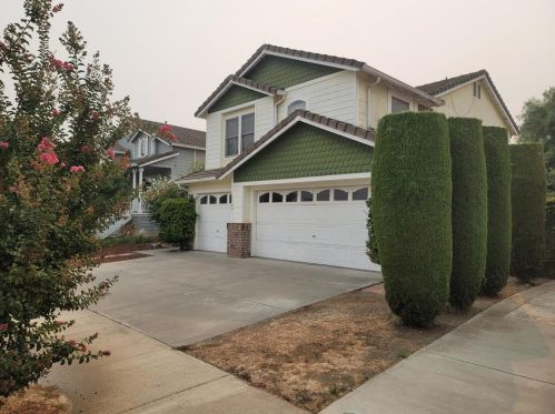 1149 Cherry Oak Ln, Manteca, CA 95336-9120