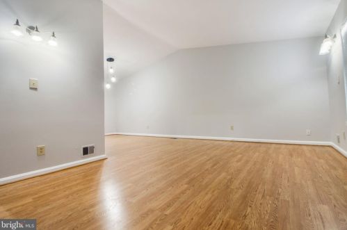 10911 Breewood Ct, Silver Spring MD 20901-1006 exterior