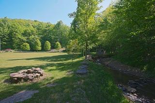 408 Colinas Hill Dr, Boone, NC 28607-6653
