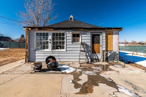 3894 Cook St, Denver CO  80205-3740 exterior