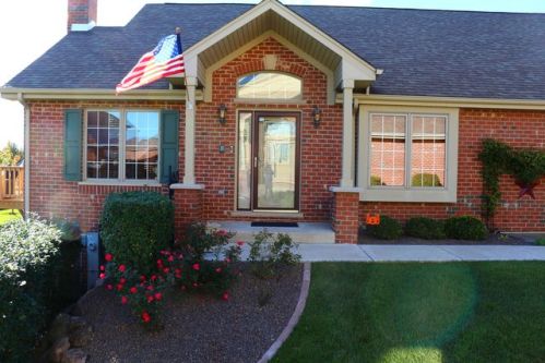 12441 Steamboat Springs Dr, Mokena, IL 60448-1639