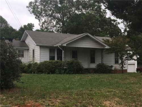 4427 Us Highway 220 Bus, Asheboro, NC 27205-0837