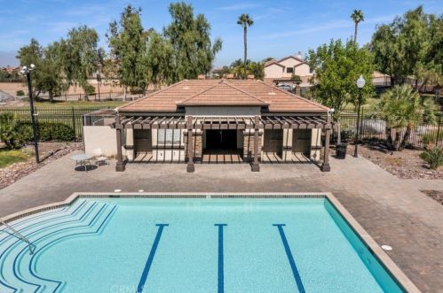 17876 Robusta Dr, Riverside CA  92503-7072 exterior