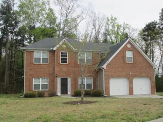 1923 Pius Dr, Ellenwood, GA 30294-1085