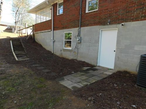 52 Cane Creek Valley Rd, Dahlonega GA  30533-3816 exterior