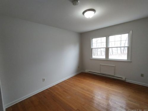 74 4th St, Derby CT  06418-1909 exterior