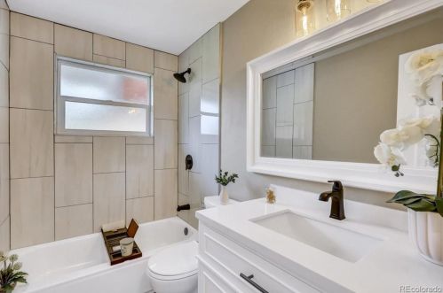 8209 Nola Dr, Denver CO  80221-4672 exterior