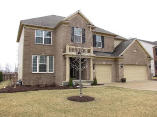 5211 Christa Dr, Naperville, IL 60564-4781