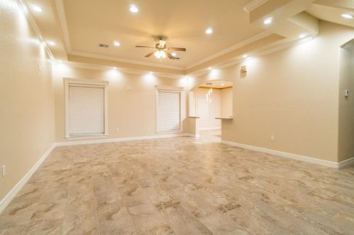 639 Tj Wright St, Angleton TX 77515-4355 exterior