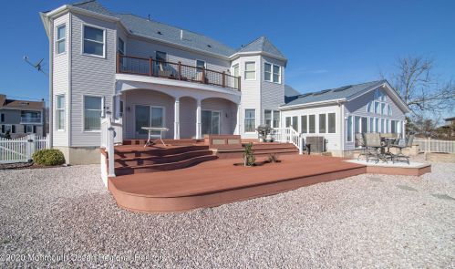 1072 Montauk Dr, Lacey, NJ 08731-2007