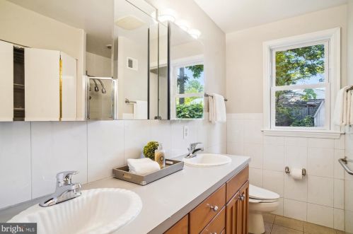 10106 Portland Pl, Silver Spring MD 20901-2117 exterior