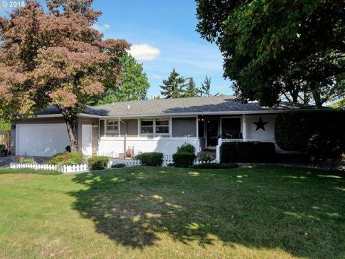 18315 Tibbetts Ct, Damascus, OR 97030