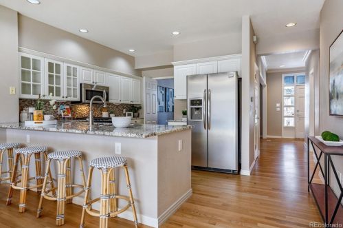 122 Jackson St, Denver, CO 80206-5523