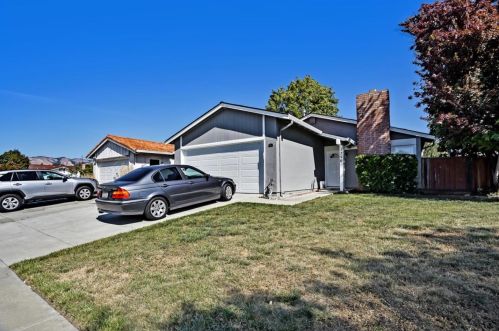 1326 Sippola Way, San Jose, CA 95121-2264