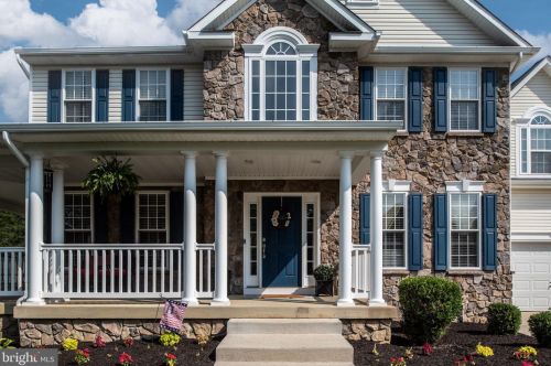 20 Doswell Dr, Fredericksburg, VA 22405-2170